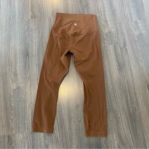 Lululemon 21” Align Crop. SIZE 4